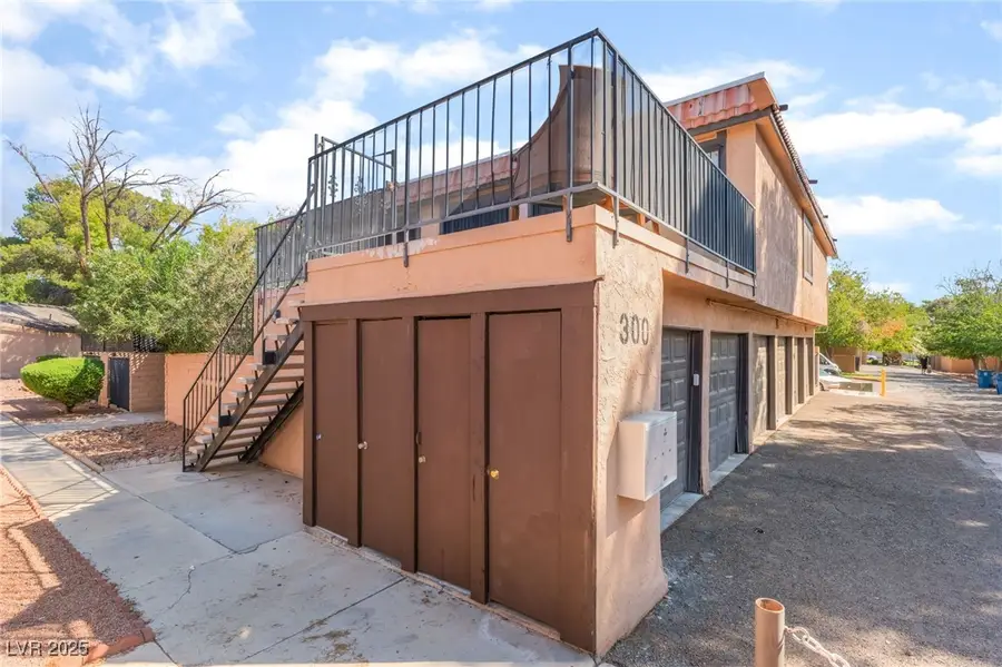 300 Brookside Lane #D, Las Vegas, NV 89107 - Image #3