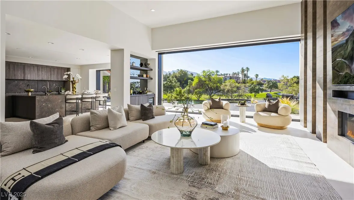 1429 Iron Hills Lane, Las Vegas, NV 89134 - #1