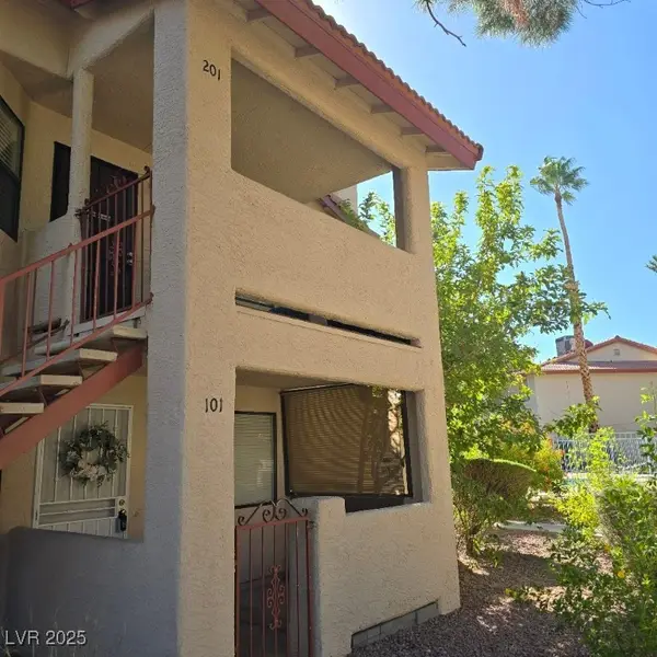 713 Rock Springs Drive #101, Las Vegas, NV 89128