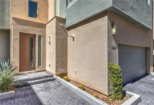 11379 Gravitation Drive, Las Vegas, NV 89135