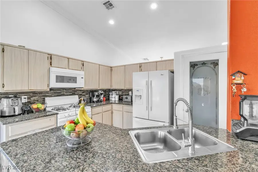 524 Rancho Del Sol Way, North Las Vegas, NV 89031 - Image #2
