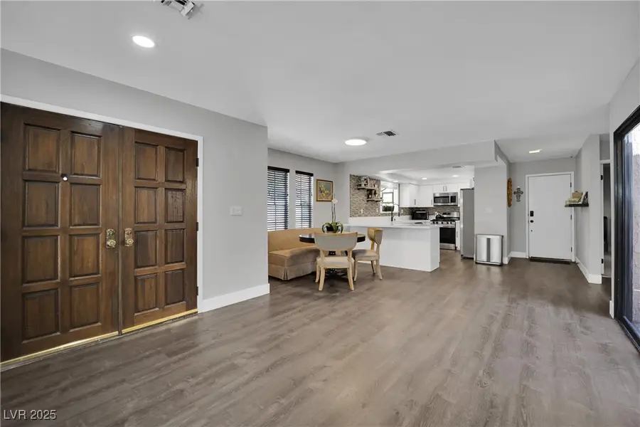 3959 Salisbury Place, Las Vegas, NV 89121 - Image #3