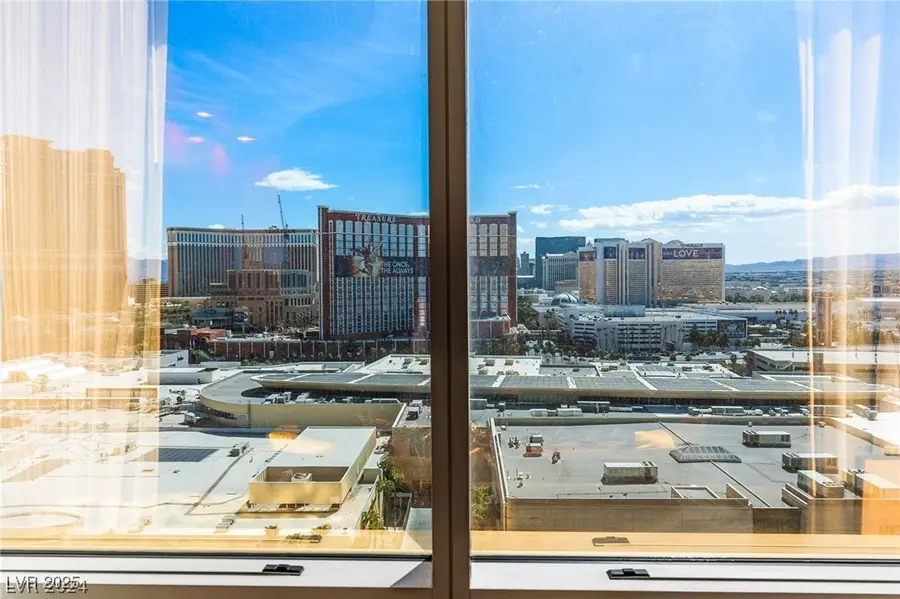 2000 N Fashion Show Drive #2203, Las Vegas, NV 89109 - Image #3