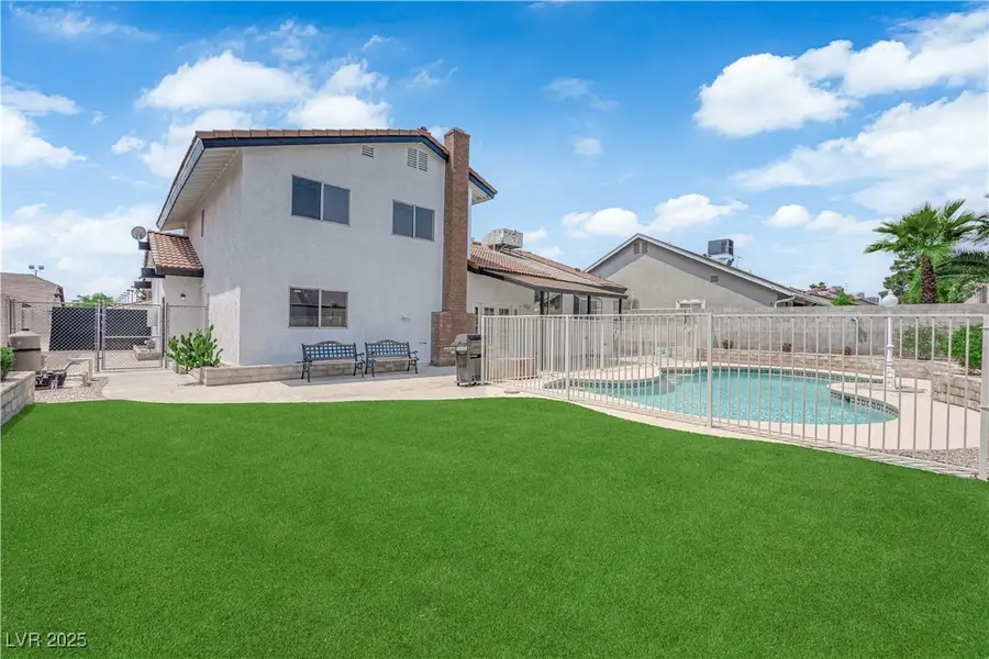 6320 Peppermill Drive, Las Vegas, NV 89146 - Image #2