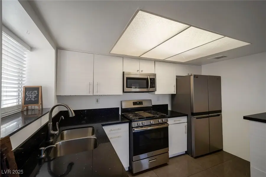 1224 Pleasant Brook Street, Las Vegas, NV 89142 - Image #3