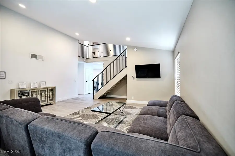 6348 Mockingbird Lane, Las Vegas, NV 89103 - Image #3