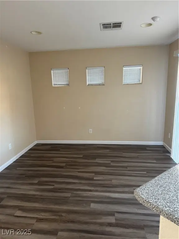 10404 Coyote Cub Avenue, Las Vegas, NV 89129 - Image #3