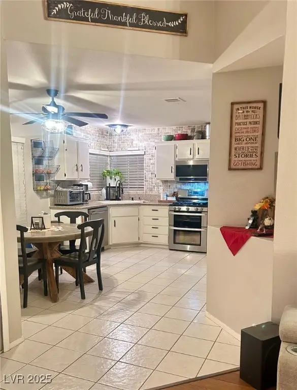 533 Calypso Drive, Henderson, NV 89002 - Image #3