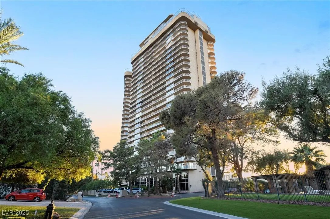 3111 Bel Air Drive #12E, Las Vegas, NV 89109 - Image #1