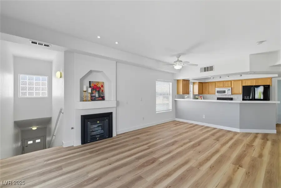 3601 Spanish Butterfly Street #202, Las Vegas, NV 89108 - Image #3