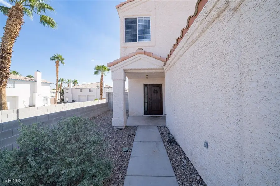 8201 Boseck Drive, Las Vegas, NV 89145 - Image #3