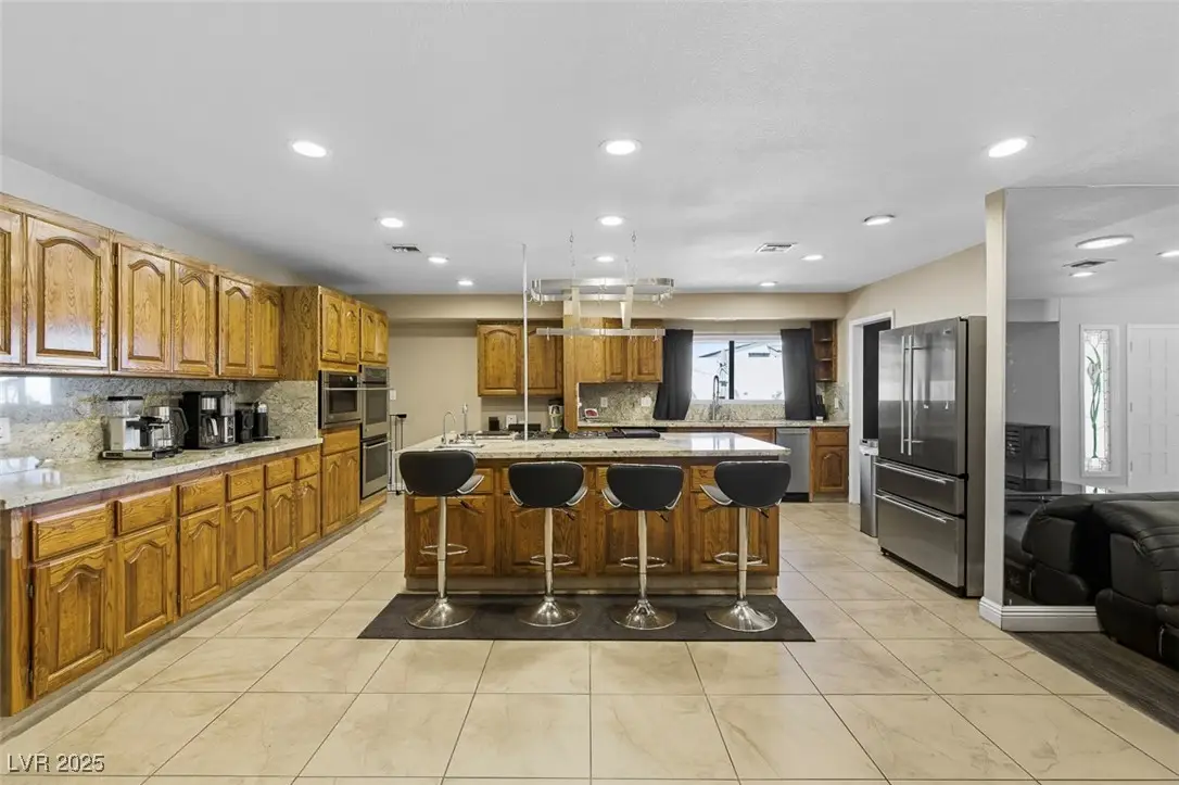 1870 E Viking Road, Las Vegas, NV 89169 - Image #1