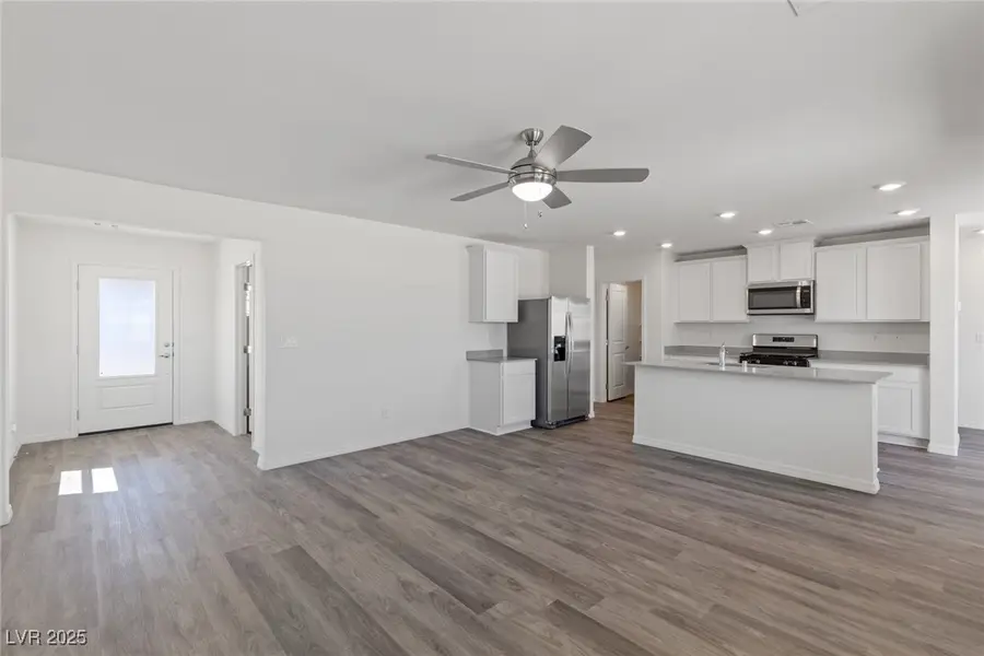 6764 Magnolia River Avenue, Las Vegas, NV 89156 - Image #3