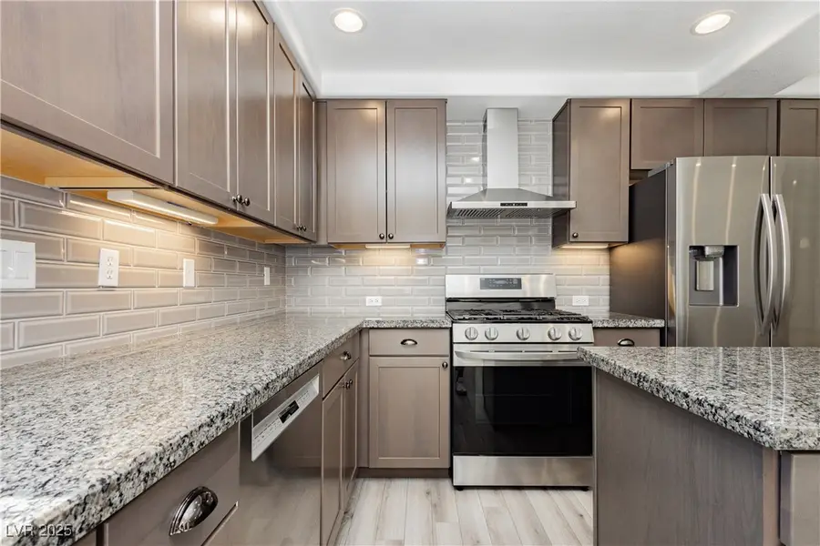 10033 Flagstaff Butte Avenue, Las Vegas, NV 89148 - Image #3