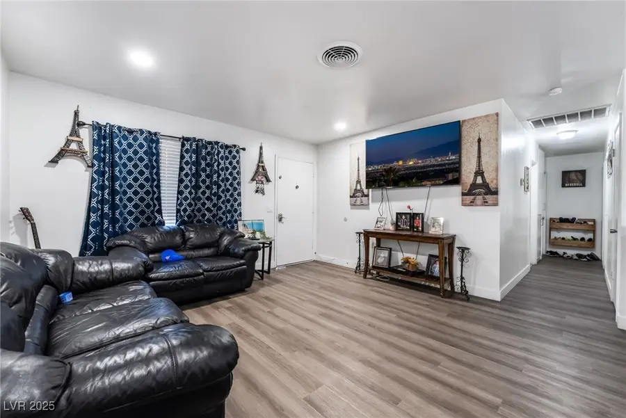 4809 Sunny Brook Avenue, Las Vegas, NV 89110 - Image #3