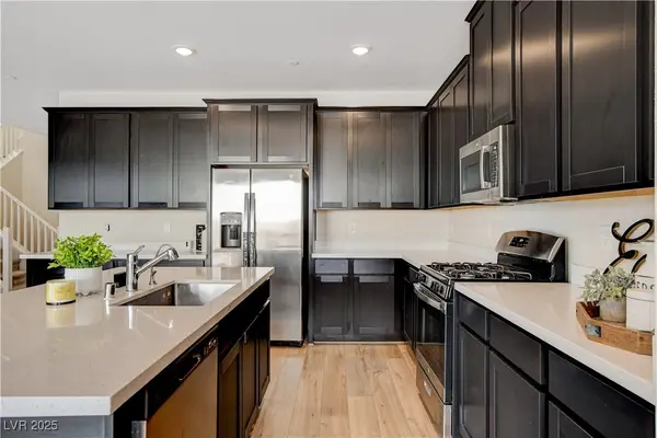 288 Mount Steele Avenue, Henderson, NV 89015