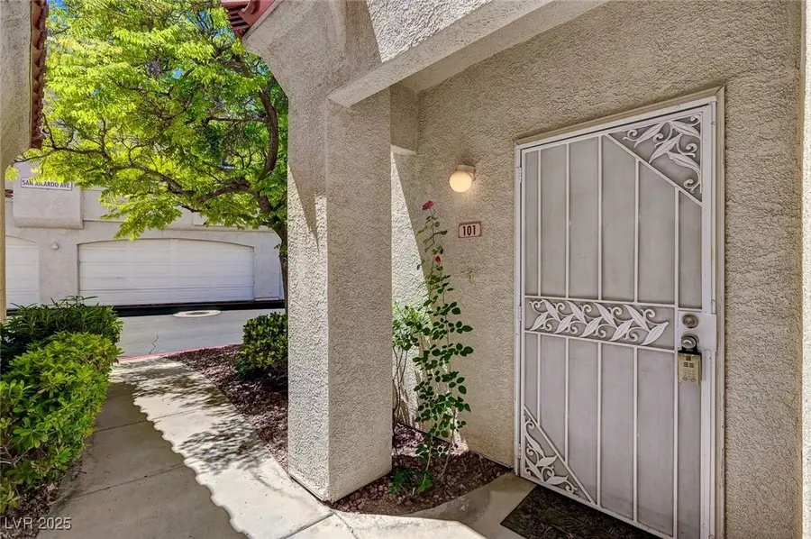 1501 Oscar Court #101, Las Vegas, NV 89146 - Image #2