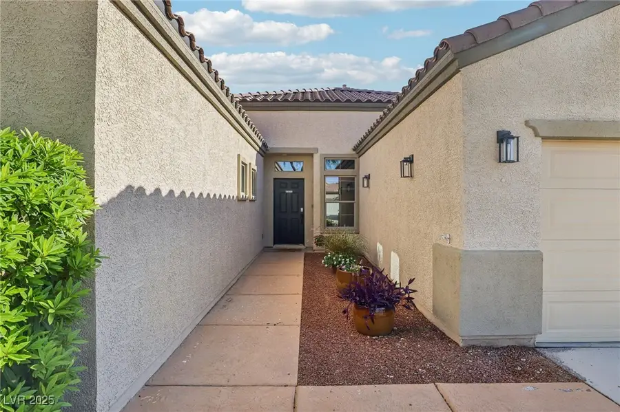 6424 Amanda Michelle Lane, North Las Vegas, NV 89086 - Image #3