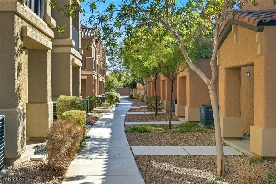4537 Townwall Street, Las Vegas, NV 89115 - Image #3