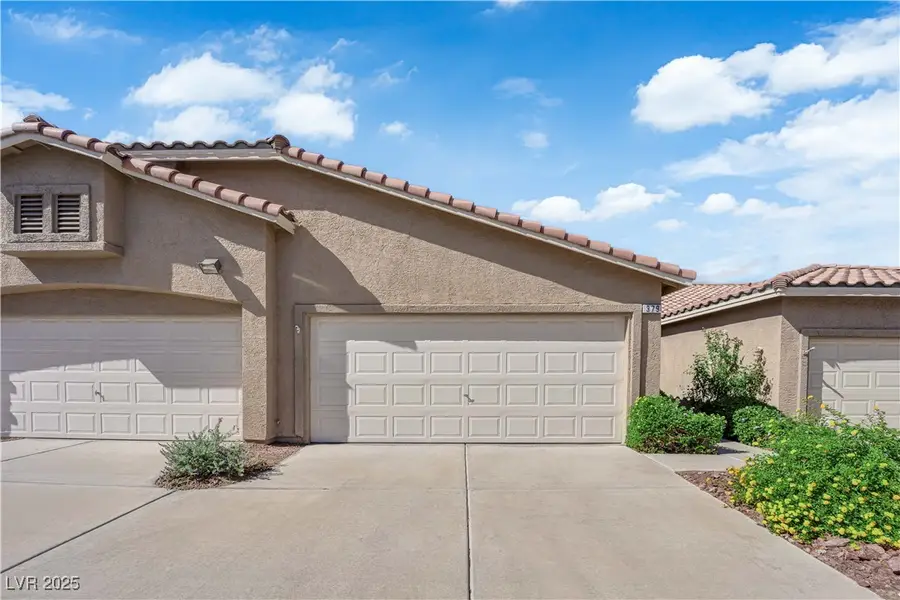 379 Blanca Springs Drive, Henderson, NV 89014 - Image #2