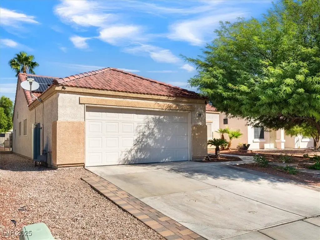 2114 Maui Surf Avenue, North Las Vegas, NV 89031 - Image #1
