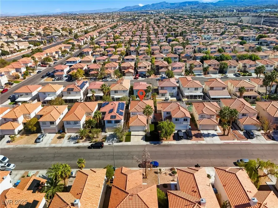 10152 Climbing Lily Street, Las Vegas, NV 89183 - Image #3