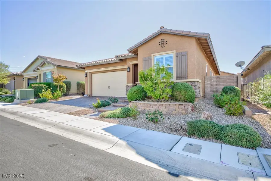 517 Open Hill Avenue, Henderson, NV 89011 - Image #2