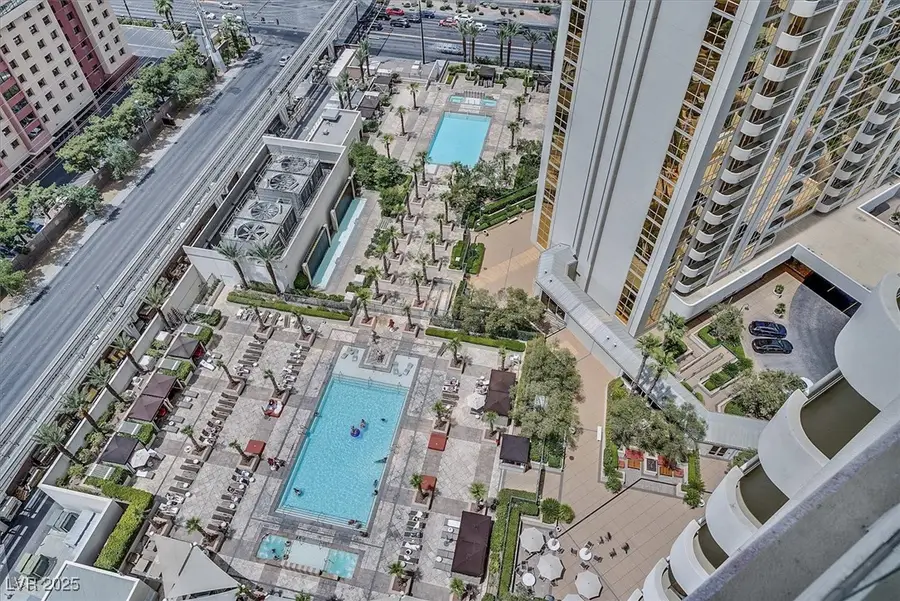 125 E Harmon Avenue #3304, Las Vegas, NV 89109 - Image #2