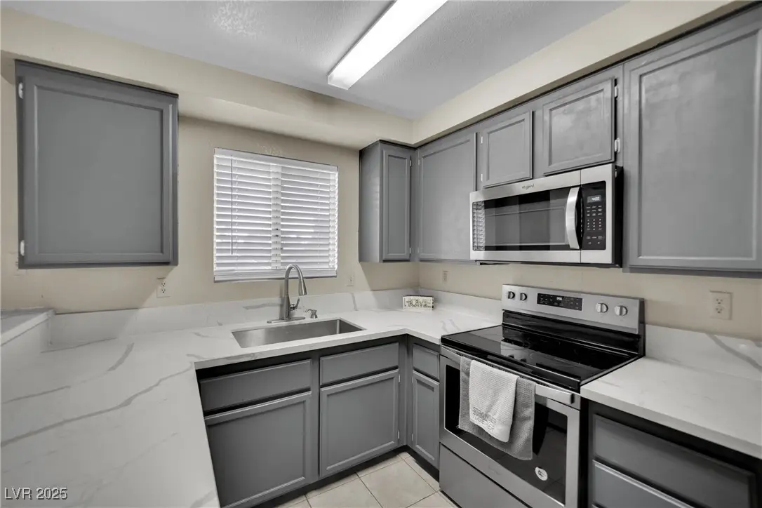 6881 Tamarus Street #202, Las Vegas, NV 89119 - Image #1