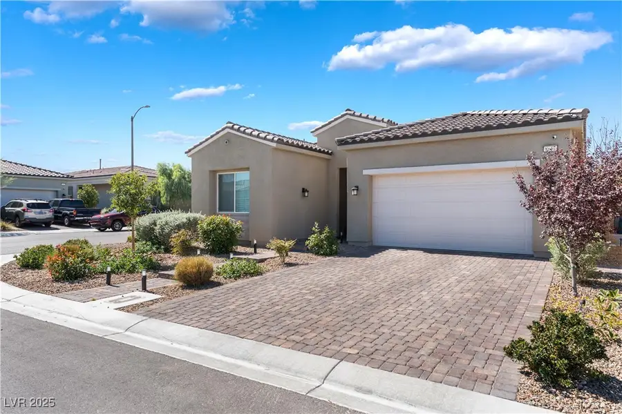 8657 Hartmont Street, Las Vegas, NV 89166 - Image #2