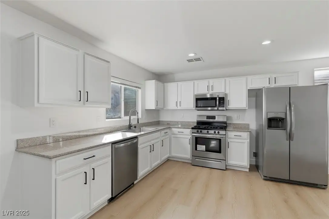 5275 Starter Avenue, Las Vegas, NV 89156 - Image #1