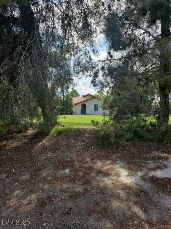 5445 Caliente Street, Las Vegas, NV 89119 - Image #3