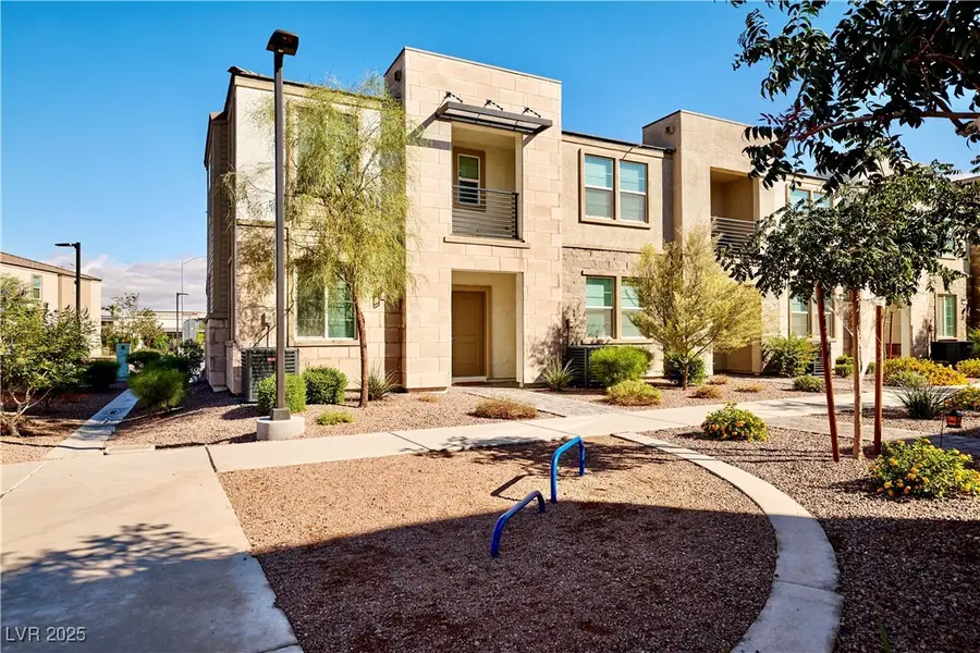 1132 Heliodor Avenue, Henderson, NV 89011 - Image #3