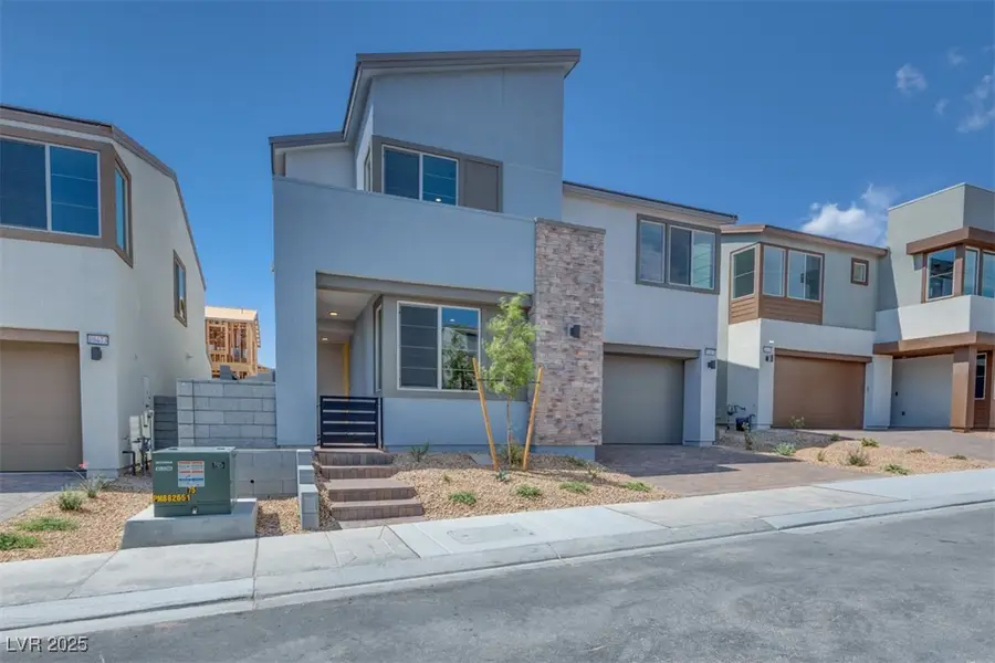 10481 Smokey Mariposa Avenue, Las Vegas, NV 89166 - Image #3