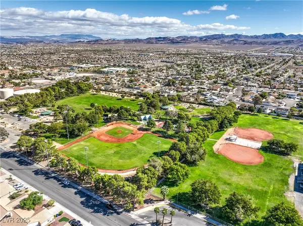 692 Skyline Road, Henderson, NV 89002