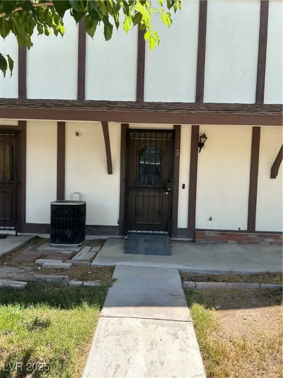 1454 Elizabeth Avenue #3, Las Vegas, NV 89119 - Image #2