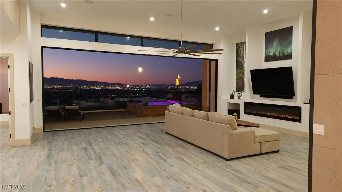 665 Falcon Cliff Court, Henderson, NV 89012 - Image #1