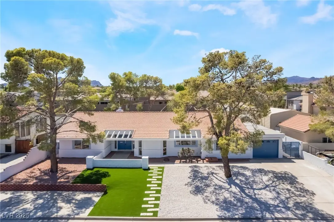 611 E Fairway Road, Henderson, NV 89015 - Image #1