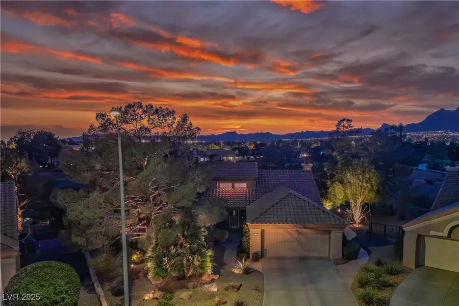 9037 Starmount Drive, Las Vegas, NV 89134 - Image #3