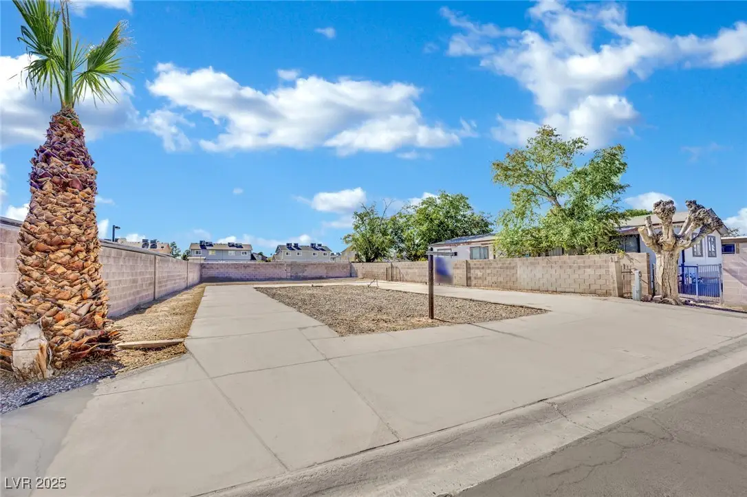 3795 Pecan Lane, Las Vegas, NV 89115 - Image #1