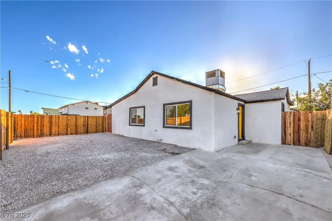 1027 Laurel Avenue, Las Vegas, NV 89104 - Image #1