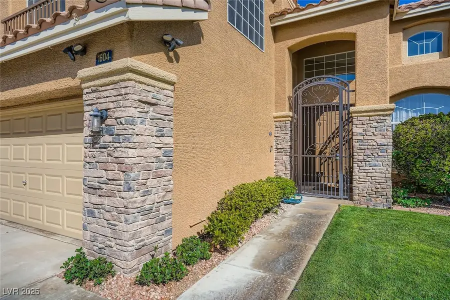 1604 Desert Fort Street, Las Vegas, NV 89128 - Image #3