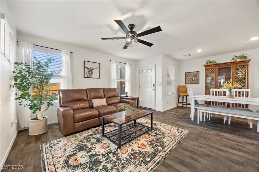 1132 Scarlet Sparrow Street, Henderson, NV 89011 - Image #3