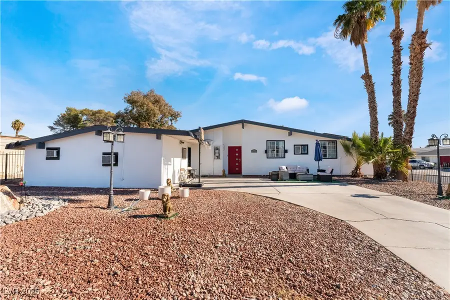 3240 Seneca Drive, Las Vegas, NV 89169 - Image #2