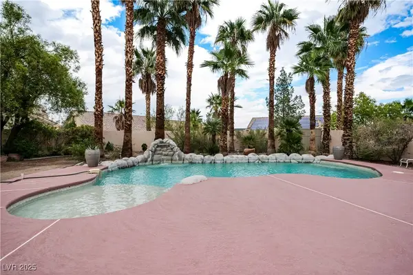 8616 Crest Hill Avenue, Las Vegas, NV 89145