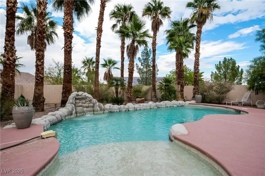 8616 Crest Hill Avenue, Las Vegas, NV 89145 - Image #2