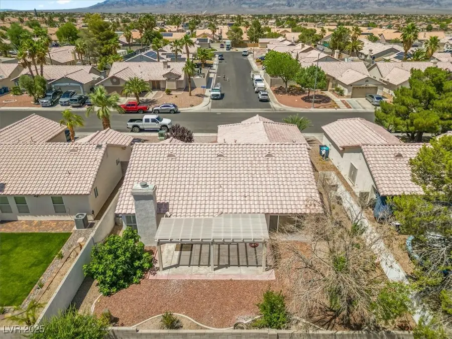 4323 Pageantry Falls Drive, North Las Vegas, NV 89031 - Image #2