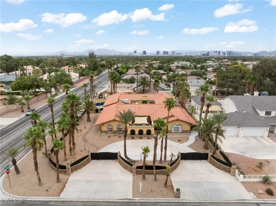 2920 S Tioga Way, Las Vegas, NV 89117 - Image #3