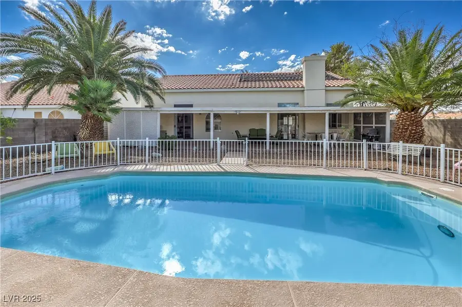 7892 Southern Roundup Court, Las Vegas, NV 89113 - Image #2