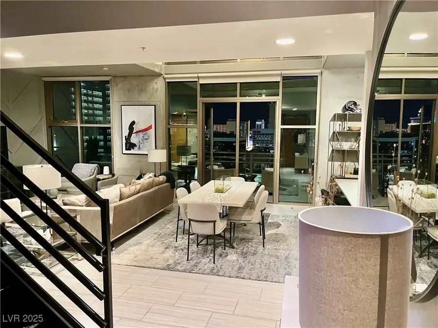 353 E Bonneville Avenue #1406, Las Vegas, NV 89101 - Image #3